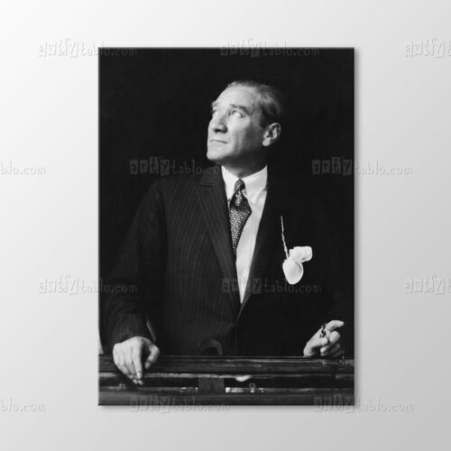 Atatürk Trende Tablo